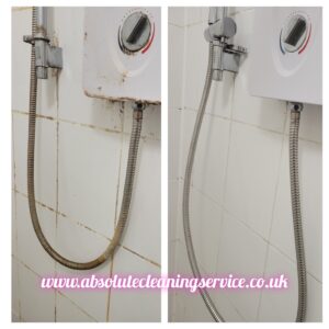 end of tenancy bathroom cleaning-shower hose